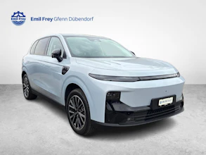 https://vehicle.imgix.net/4485445/4b8243e7-312a-44f9-9531-1cf3b2cc08d7.jpg