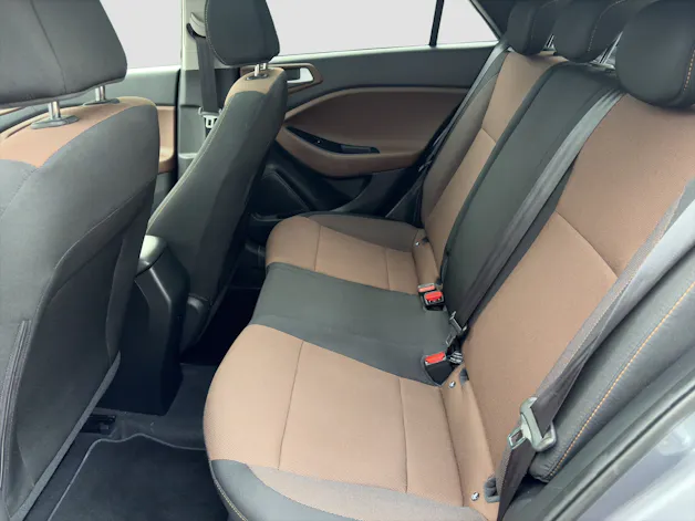 HYUNDAI i20 1.4 Launch Plus