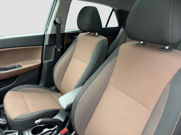 HYUNDAI i20 1.4 Launch Plus