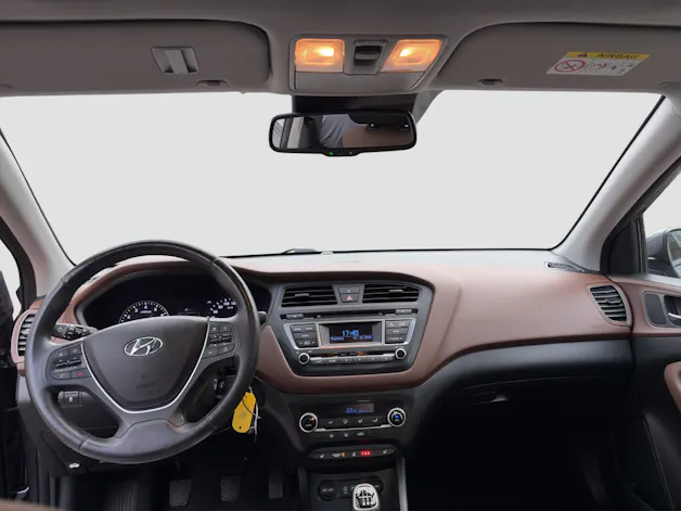 HYUNDAI i20 1.4 Launch Plus