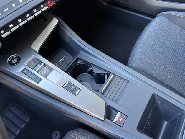 PEUGEOT 308 SW 1.2 Hybrid Style
