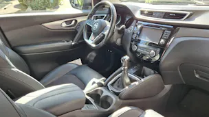 NISSAN Qashqai 1.3 DIG-T 160 Tekna