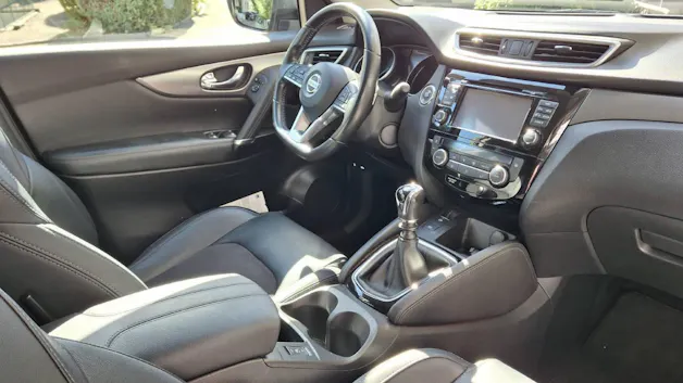 NISSAN Qashqai 1.3 DIG-T 160 Tekna
