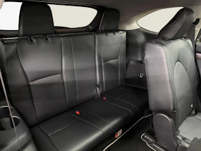 https://vehicle.imgix.net/4485647/9143f88b-6282-41bc-b7c9-b3eb2208e350.jpg