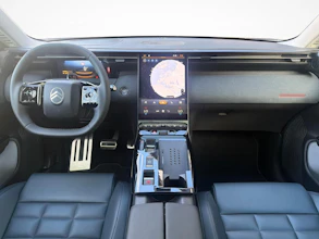 https://vehicle.imgix.net/4485670/622c7d76-aaaf-49c4-8dc4-0b8a43930899.jpg