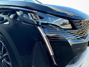 PEUGEOT 3008 1.2 Hybrid Allure Pack