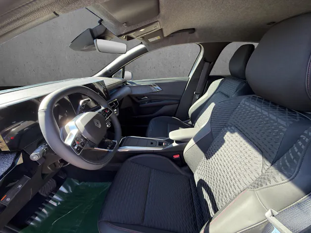 RENAULT Clio 1.8 E-Tech techno