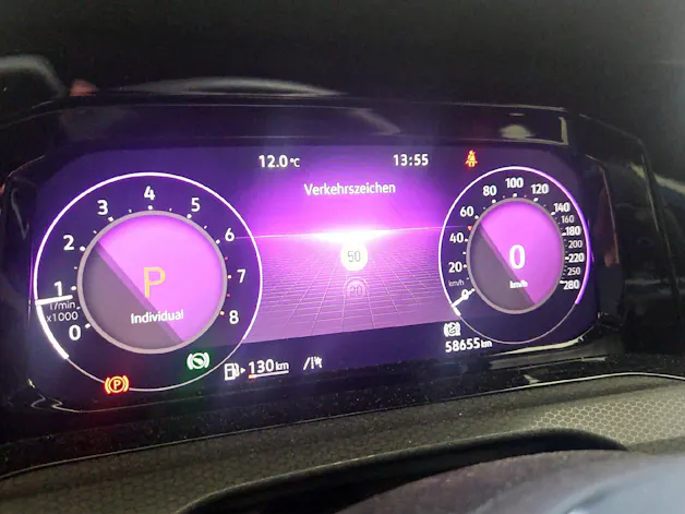 VW Golf VIII 2.0 TSI GTI DSG