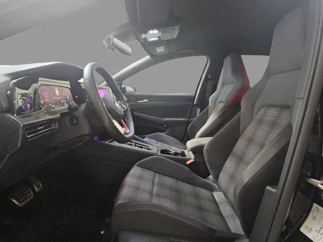 VW Golf VIII 2.0 TSI GTI DSG