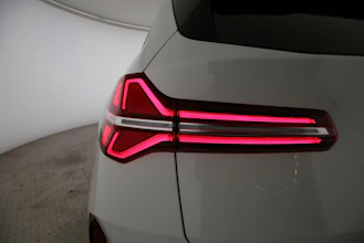 https://vehicle.imgix.net/4485775/fdb0976e-ae57-4dd7-8f06-fc451aecd1a9.jpg