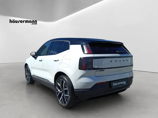 VOLVO EX30 E60 Twin Ultra Performance Xcentric Black Edition