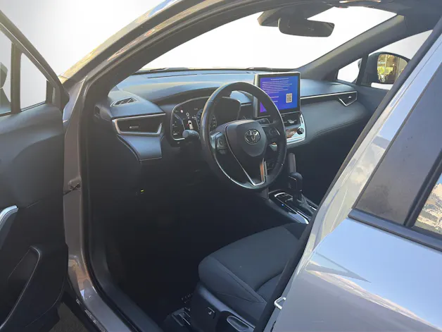 Toyota Corolla Cross 2.0 HSD Comfort AWD-i