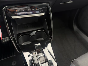 https://vehicle.imgix.net/4485805/5d5be1cc-95f9-495a-9d5c-357ea7693e30.jpg