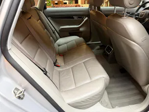 AUDI A6 2.8 V6 FSI quattro