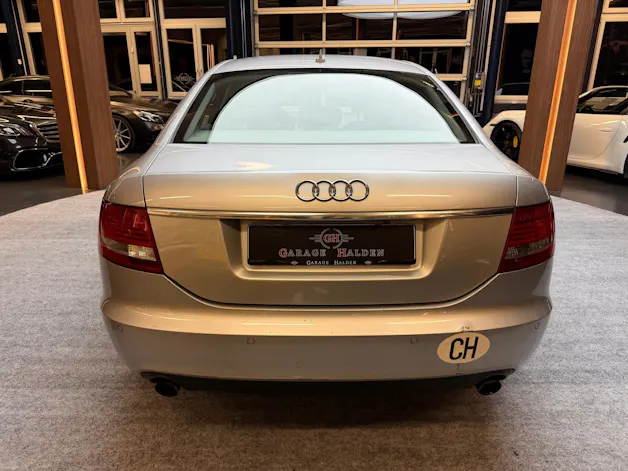 AUDI A6 2.8 V6 FSI quattro