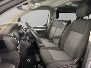 https://vehicle.imgix.net/4485812/37adfea3-236a-4208-bed6-f70835557484.jpg