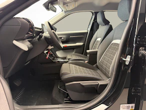 https://vehicle.imgix.net/4485813/5571f352-a501-42c7-a922-2c7f841e1ec8.jpg