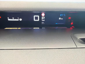https://vehicle.imgix.net/4485814/56dd8569-d948-45c7-96f5-688b90ba785b.jpg