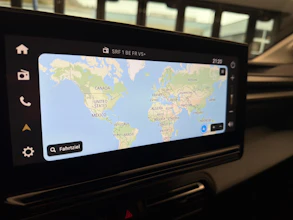 https://vehicle.imgix.net/4485821/81af7ade-2982-4f63-b4b8-4a1d87da83ad.jpg
