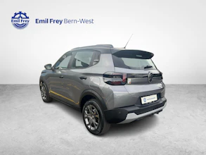 https://vehicle.imgix.net/4485828/02922691-2e0d-40de-88f1-e7becf1634dc.jpg