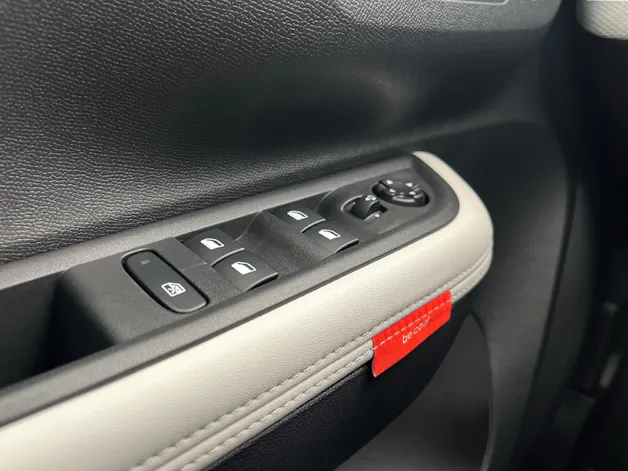 CITROEN Citroën C3 1.2 Hybrid Business