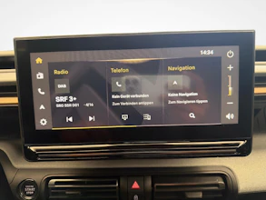 https://vehicle.imgix.net/4485832/32b029db-bd35-468b-a3f8-c837778f197f.jpg