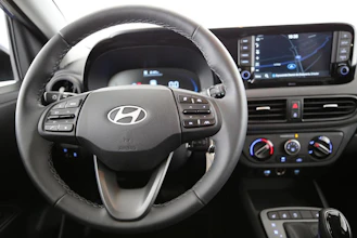 https://vehicle.imgix.net/4485845/cc40c7a6-0405-4a1d-aafe-6bebec13dccc.jpg