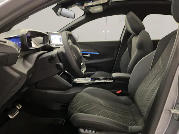 PEUGEOT 208 1.2 Hybrid 145 GT Exclusive