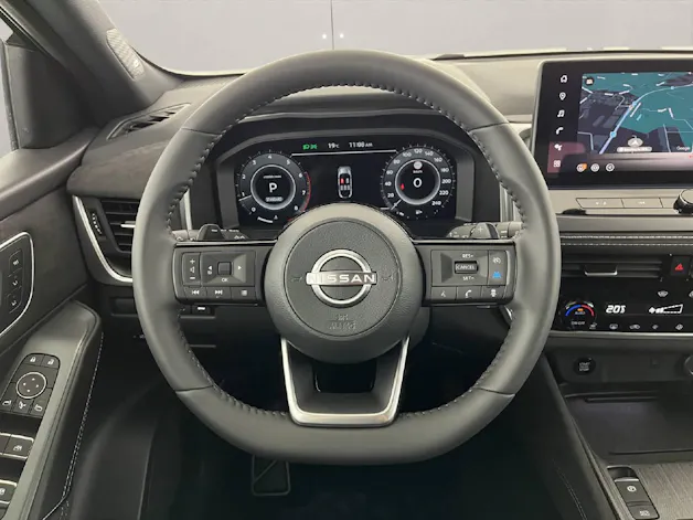NISSAN Qashqai 1.3 DIG-T Tekna+ 4x4