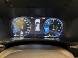 VOLVO XC60 2.0 D4 R-Design AWD