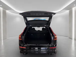 VOLVO XC60 2.0 B5 MH Ultra Dark AWD