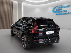 VOLVO XC60 2.0 B5 MH Ultra Dark AWD