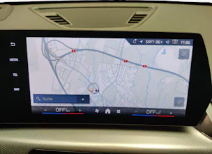 BMW X1 U11 23d xDrive paddles