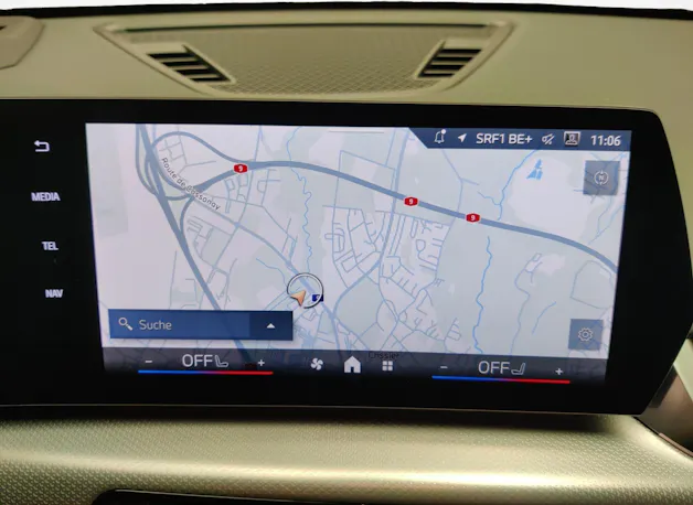 BMW X1 U11 23d xDrive paddles