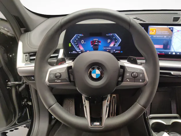 BMW X1 U11 23d xDrive paddles