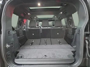 Fahrzeugbild LAND ROVER Defender 130 3.0 D I6 350 X-Dynamic HSE