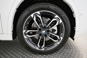 image du véhicule BMW iX1 U11 30 xDrive