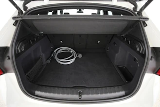 https://vehicle.imgix.net/4485999/d36853b5-51d9-4495-833b-b0261c2d7bce.jpg