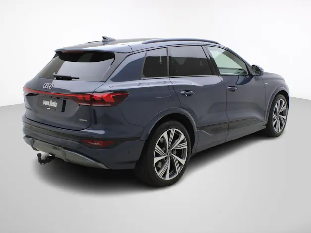 AUDI Q6 e-tron S line quattro