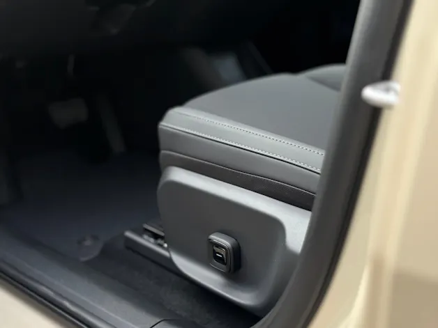 VOLVO EX30 P8 Ultra AWD