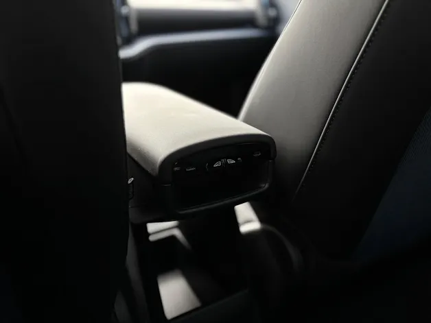 VOLVO EX30 P8 Ultra AWD