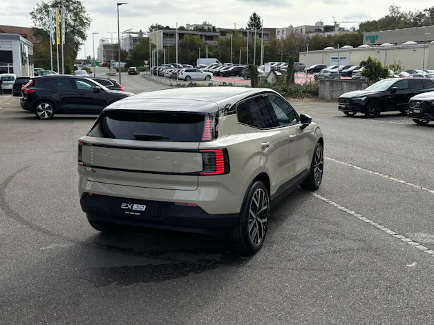 VOLVO EX30 P8 Ultra AWD