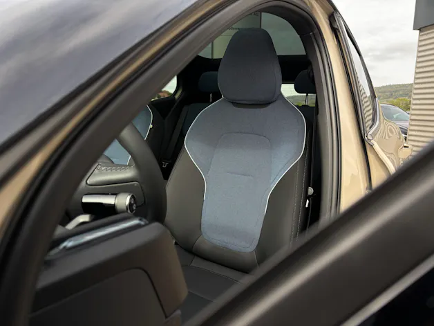 VOLVO EX30 P8 Ultra AWD