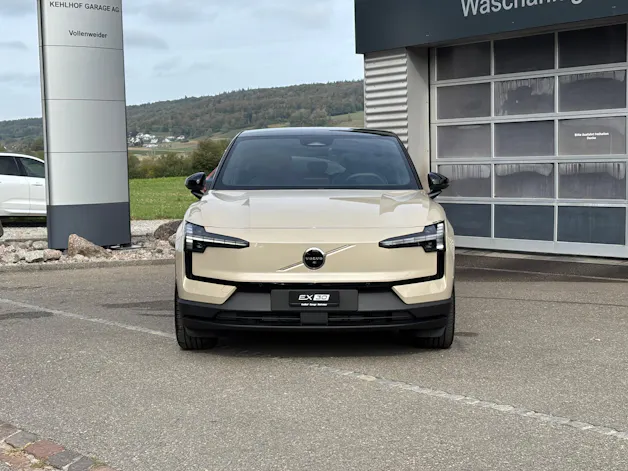 VOLVO EX30 P8 Ultra AWD