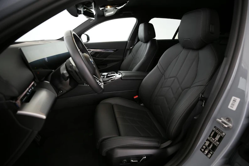 Fahrzeugbild BMW 5 SERIES