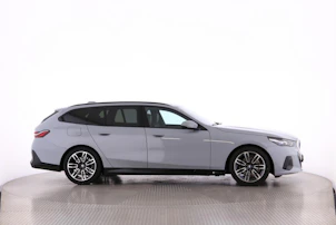 Fahrzeugbild BMW 5er Reihe G61 Touring 520d xDrive