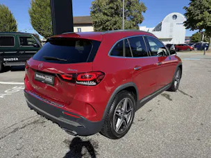 MERCEDES-BENZ GLA 250 AMG Line 4matic