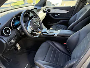 MERCEDES-BENZ GLC 300 d AMG Line 4m