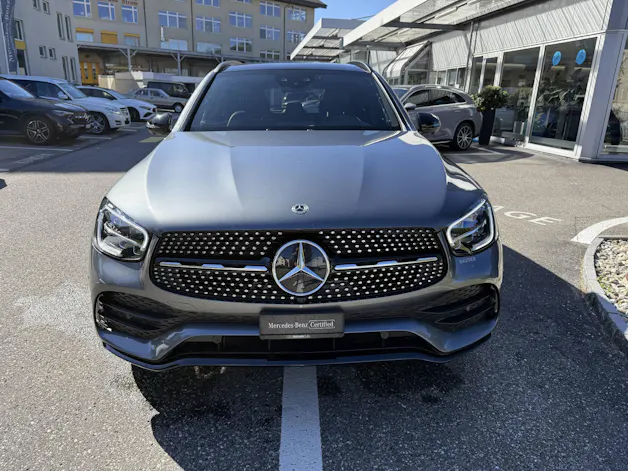MERCEDES-BENZ GLC 300 d AMG Line 4m
