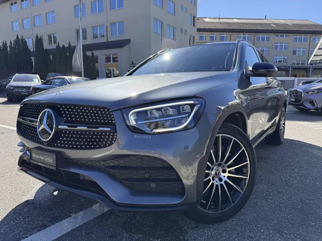 MERCEDES-BENZ GLC 300 d AMG Line 4m